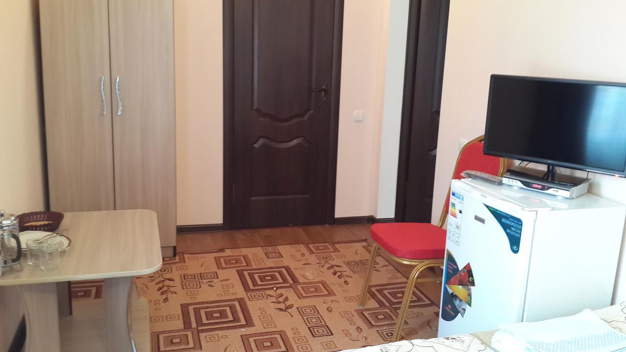 Mini-Pansionat Maksat Cholpon-Ata Exterior foto